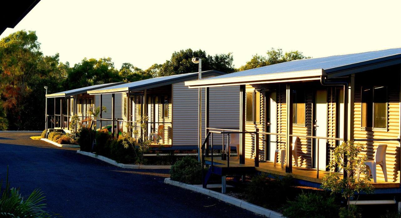 Pritchard Road Country Resort Emerald Exterior foto